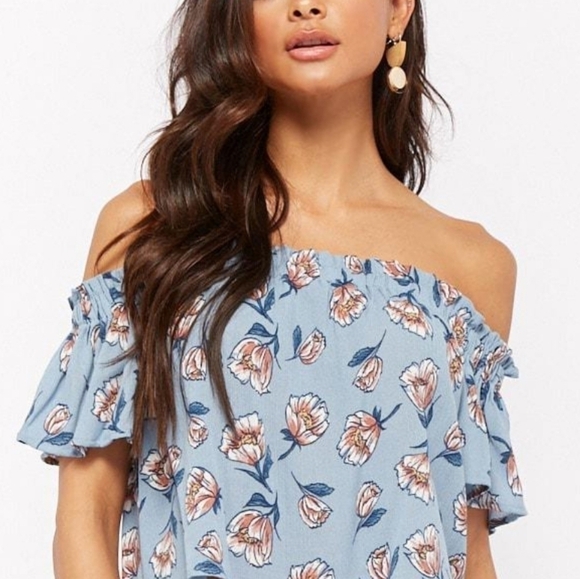 Forever 21 Off the Shoulder Flutter Sleeve Floral Geometric Crop Top - Picture 5 of 7